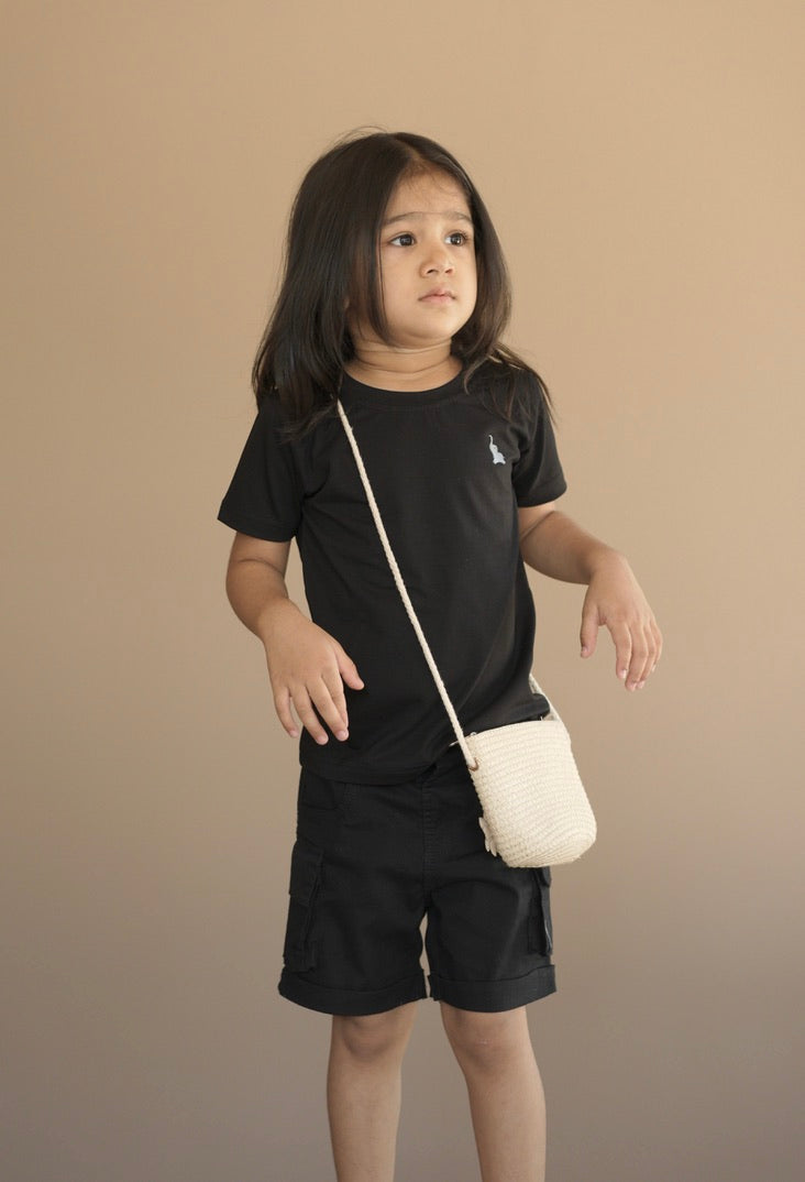 Black Solid tshirt