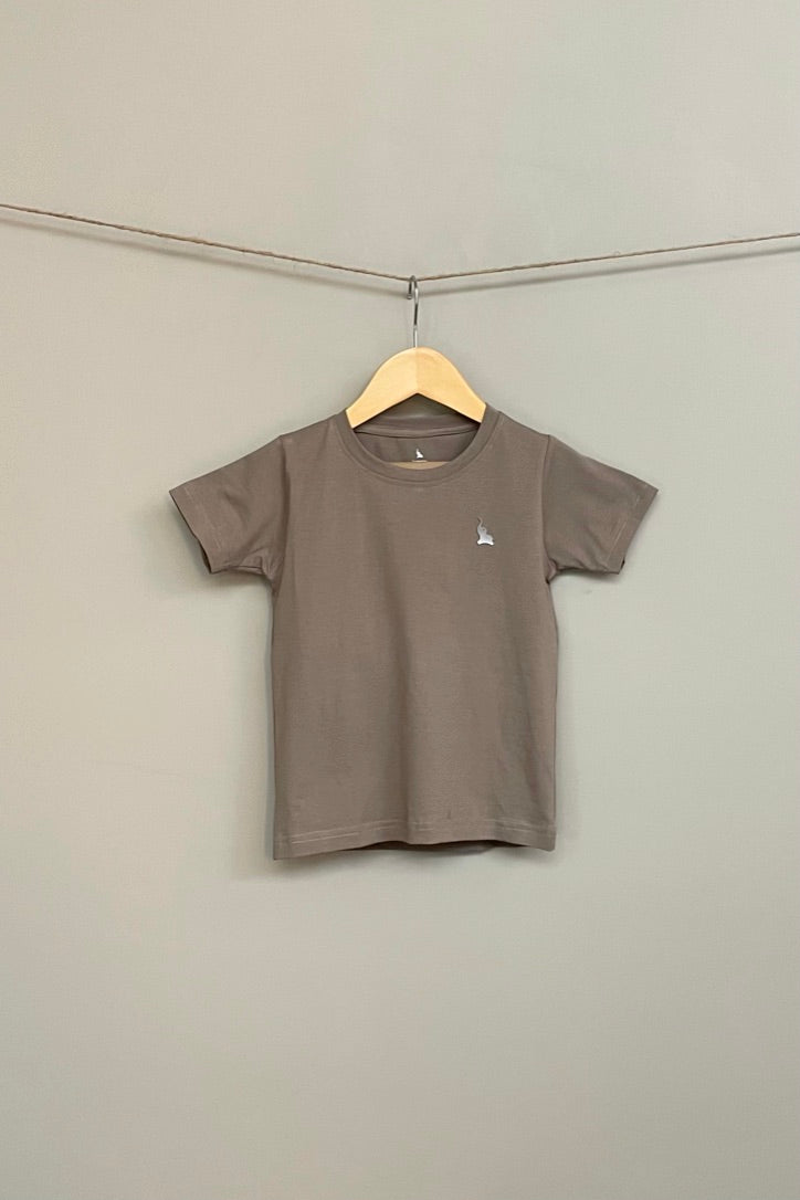 Dusky brown solid tee