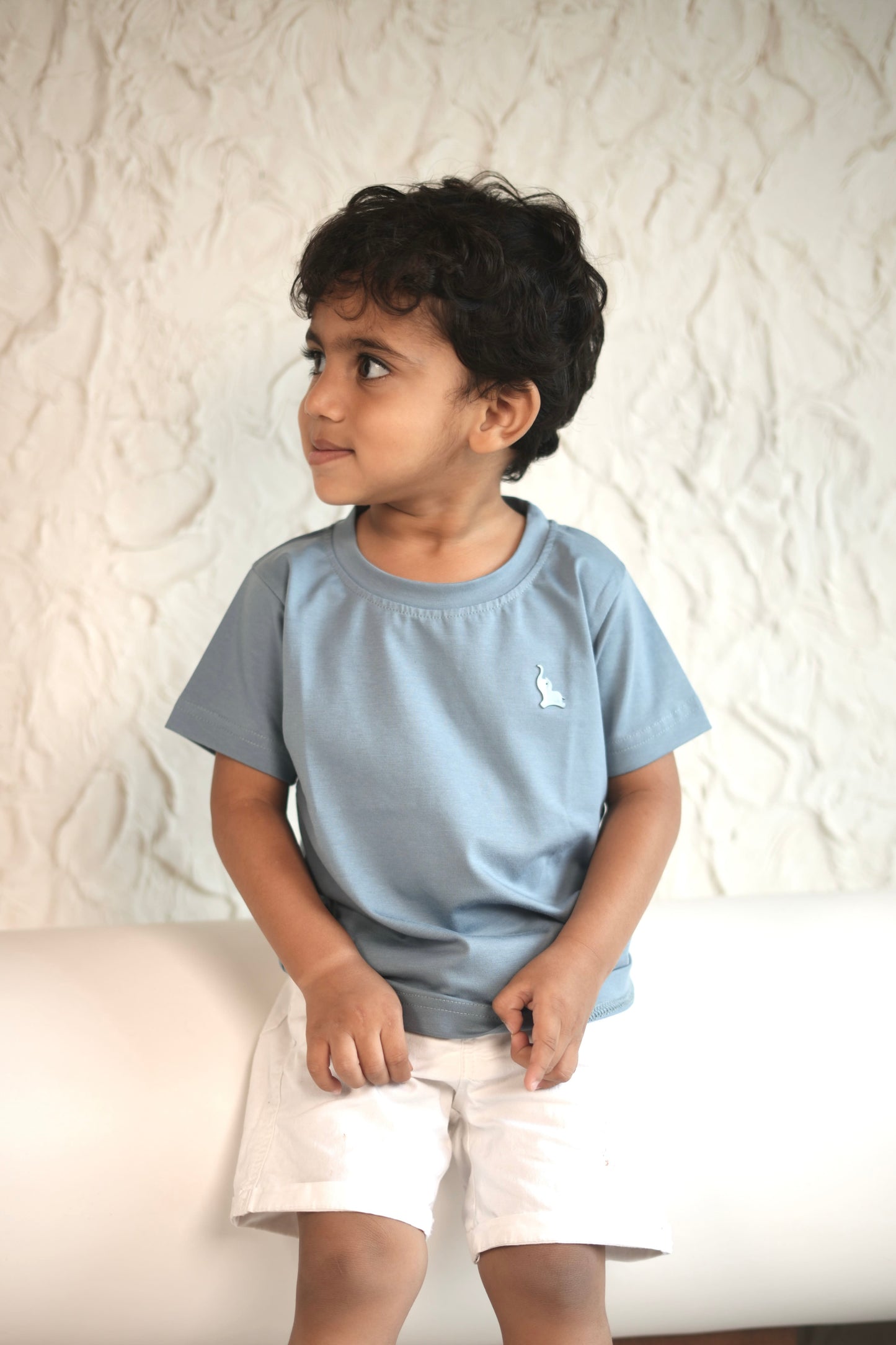 Calm blue solid tee