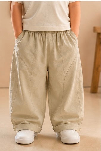 Beige baggy pants