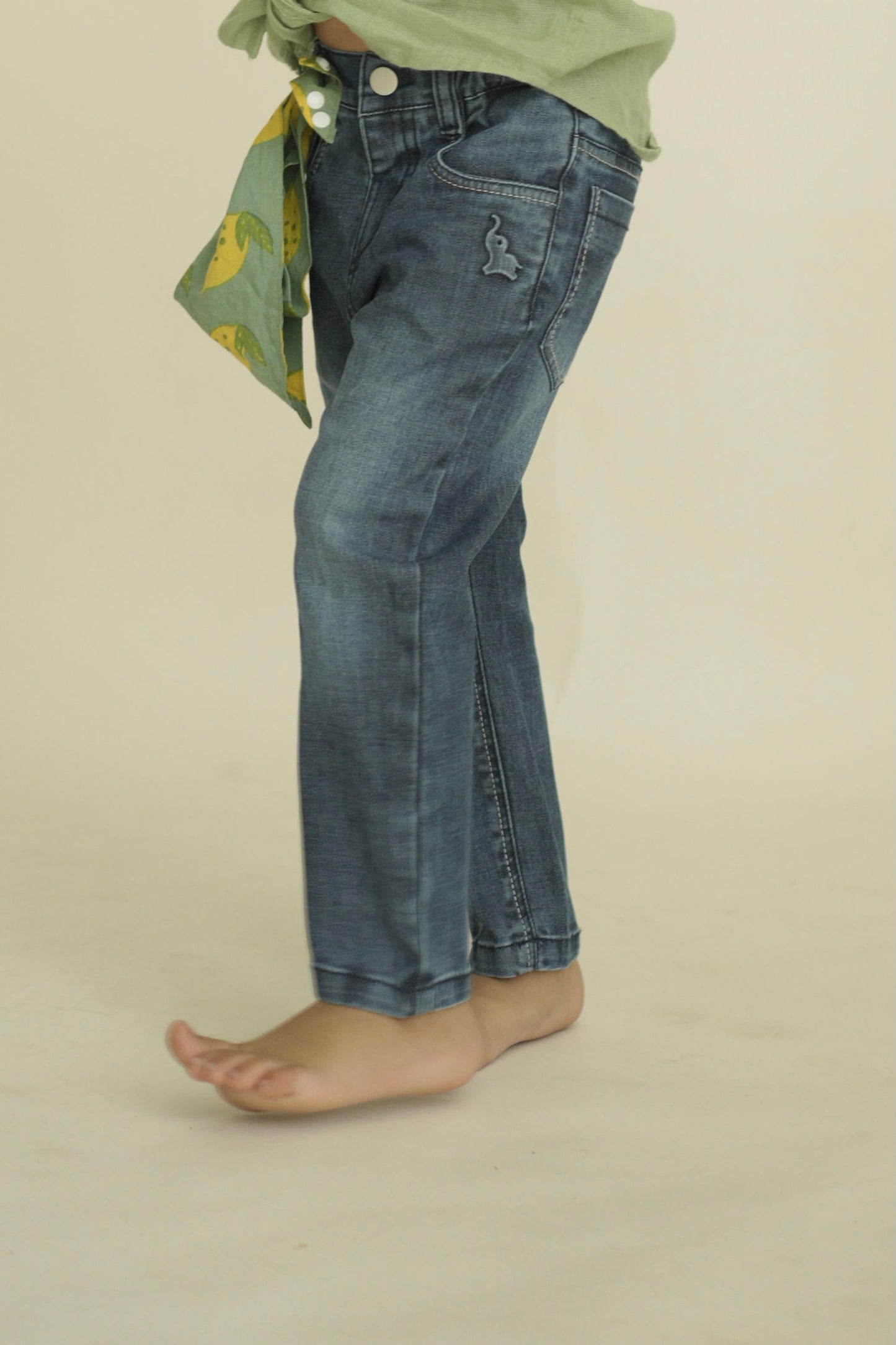 Denim jeans light wash